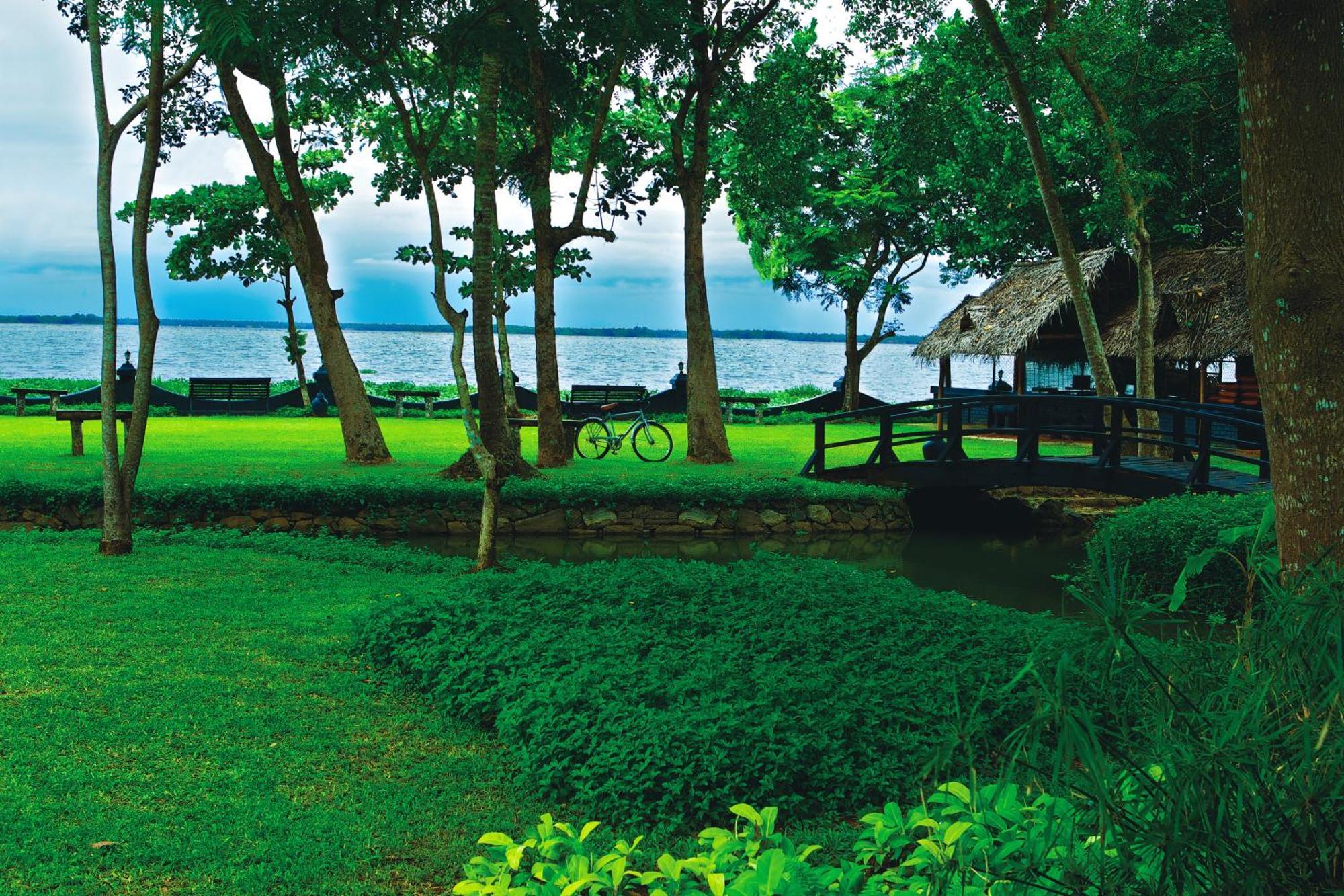 Taj Kumarakom Resort&Spa Kerala Bagian luar foto