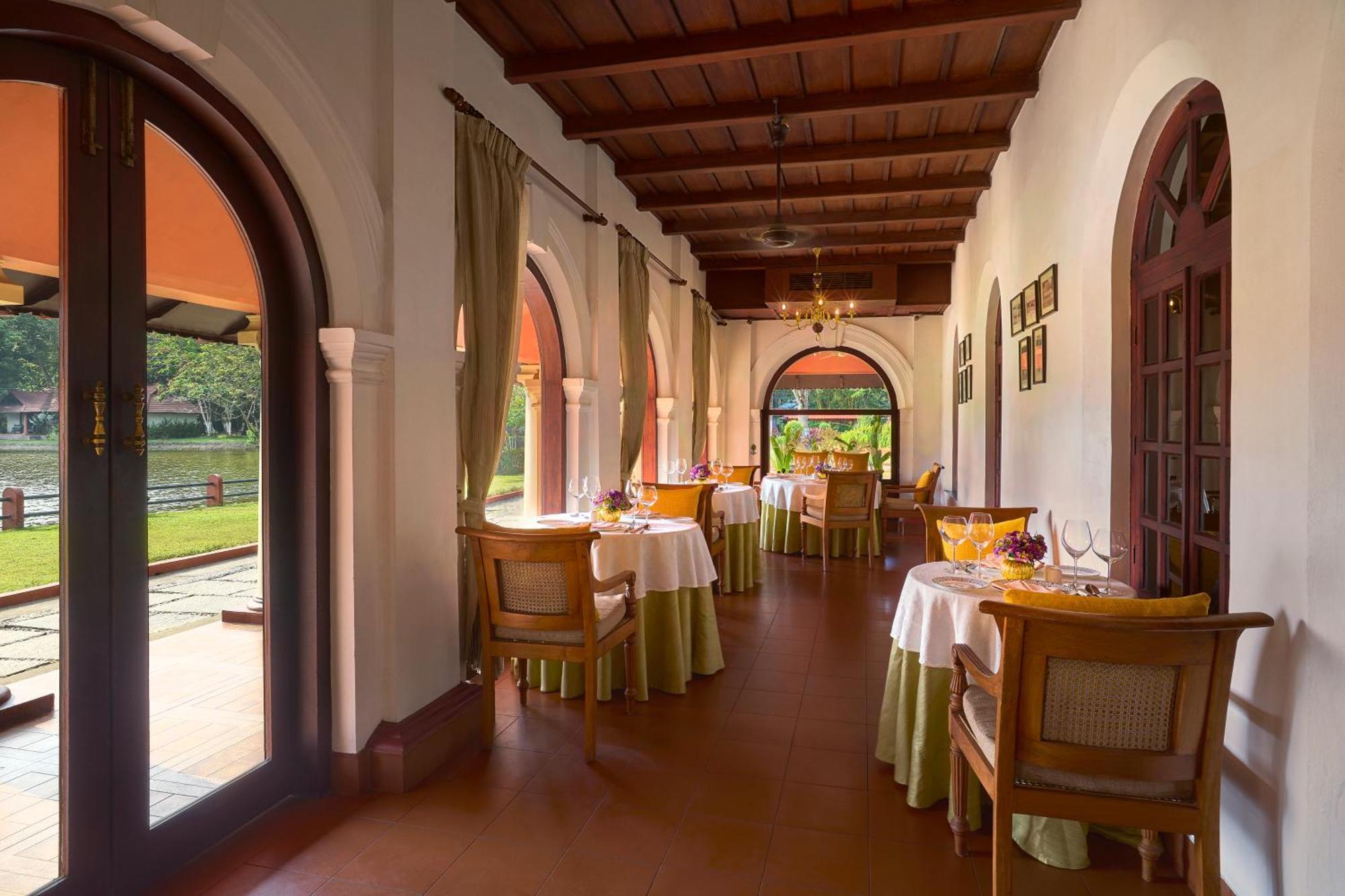 Taj Kumarakom Resort&Spa Kerala Bagian luar foto