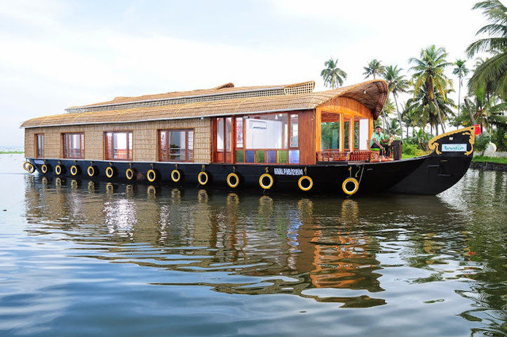 Taj Kumarakom Resort&Spa Kerala Bagian luar foto